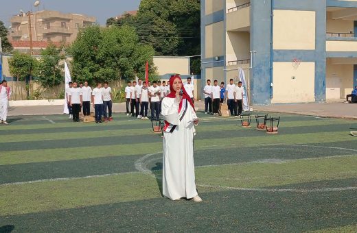 IMG 4921 مدارس مستقبل مصر المصرية الإيطالية مدير تعليم بني سويف يتفقد المدارس ويتابع التقييمات ويشهد احتفالية نصر أكتوبر موقع في الجامعة