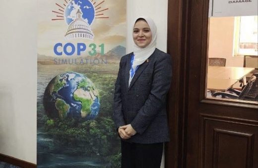 IMG 4949 خريجي الجامعة الألمانية طالبة بجامعة الأهرام الكندية تمثل مصر في محاكاة مؤتمر المناخ COP31 موقع في الجامعة