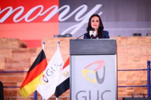 IMG 4975 خريجي الجامعة الألمانية وزيرة التضامن لخريجي الجامعة الألمانية: التخرج ليس نهاية الطريق بل بداية جديدة موقع في الجامعة