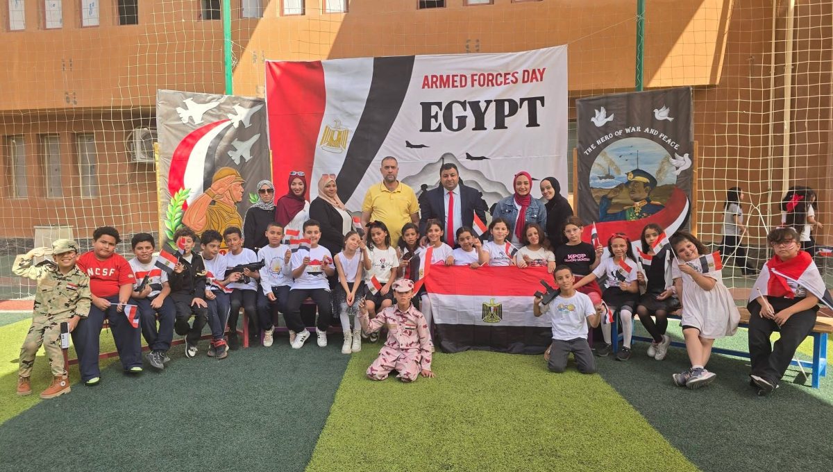 IMG 5106 المدرسة الرسمية الدولية بالمقطم بالصور.. المدرسة الرسمية الدولية بالمقطم تحتفل بالذكرى الـ53 لانتصارات أكتوبر موقع في الجامعة