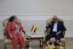 رئيس جامعة سيناء