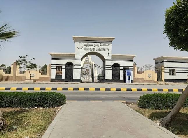 IMG 5364 فتح تحقيق في واقعة الاعتداء على طالب عاجل.. جامعة بني سويف تعلن فتح تحقيق في واقعة الاعتداء على طالب موقع في الجامعة