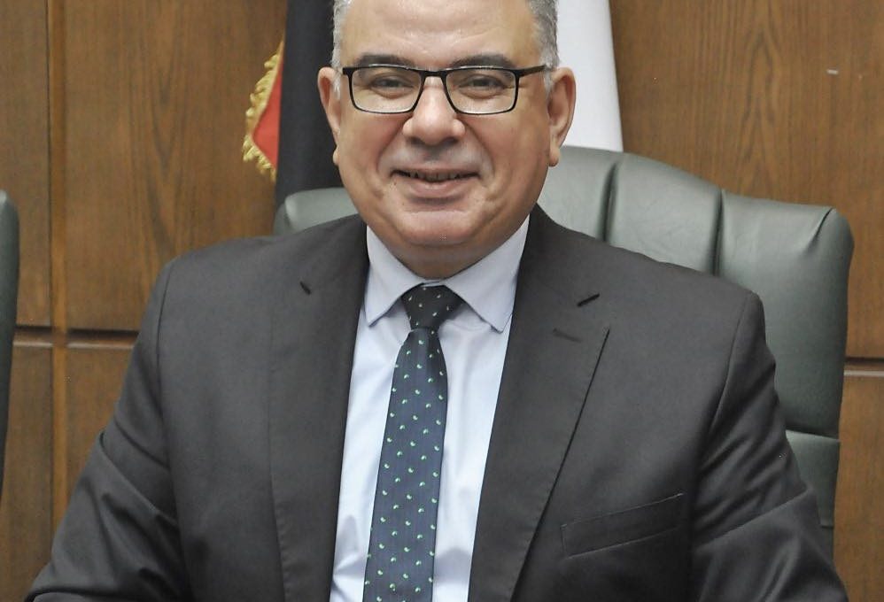 IMG 5658 عميد تجارة عين شمس عميد تجارة عين شمس: أمن السعودية مسؤولية عربية مشتركة والتضامن معها ضرورة لحماية استقرار المنطقة موقع في الجامعة
