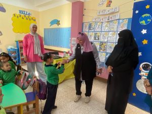 IMG 5680 وكيل تعليم السويس وكيل تعليم السويس تؤكد أهمية الحضور المدرسي والالتزام بأعمال السنة والتقييمات الأسبوعية موقع في الجامعة