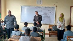 IMG 5833 مدير تعليم بني سويف مدير تعليم بني سويف يتابع انتظام الدراسة والاستعداد لامتحانات الشهر موقع في الجامعة