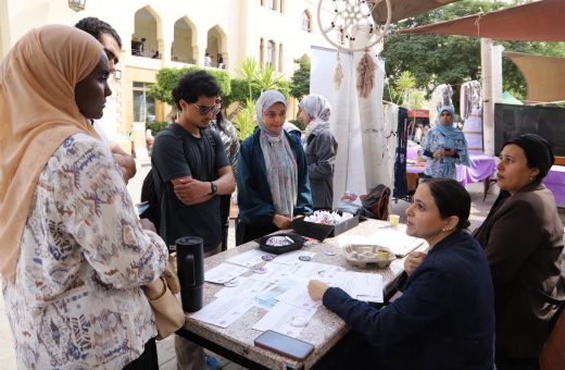 IMG 5851 مرضى سرطان البروستاتا جامعة عين شمس تنظم فعالية توعوية لتصحيح المفاهيم المغلوطة عن الالتهاب السحائي موقع في الجامعة