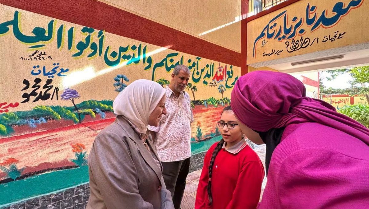IMG 5879 امتحانات أكتوبر تعليم القاهرة تتابع التقييمات الأسبوعية والاستعداد لامتحانات أكتوبر بمدارس الساحل موقع في الجامعة