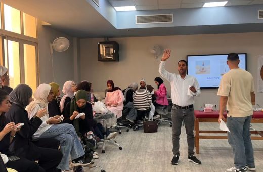 IMG 5966 جامعة جنوب الوادي الأهلية جامعة جنوب الوادي الأهلية تنظم ورشة عمل حول الحجامة الطبية لطلاب العلاج الطبيعي موقع في الجامعة