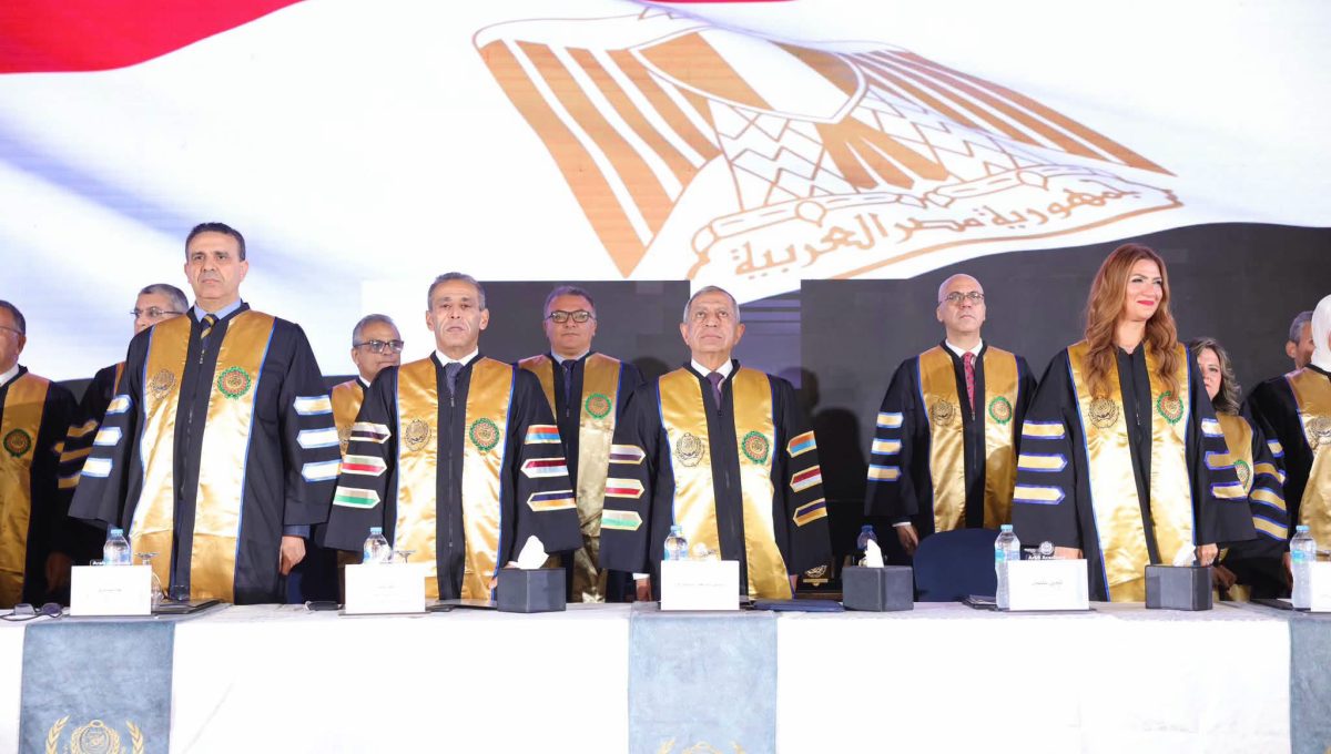 IMG 6732 الأكاديمية العربية تخريج 266 خريجًا وخريجة من كلية الدراسات العليا في الإدارة بالأكاديمية العربية موقع في الجامعة