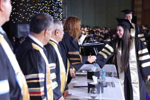 IMG 6736 الأكاديمية العربية تخريج 266 خريجًا وخريجة من كلية الدراسات العليا في الإدارة بالأكاديمية العربية موقع في الجامعة