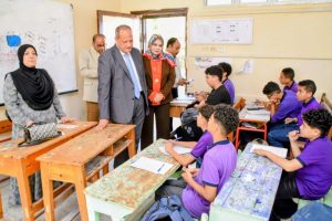 IMG 7024 سلبيات مدرسة رسمية لغات بعد رصد مخالفات.. تعليم بورسعيد يوجه بالتحقيق في سلبيات مدرسة رسمية لغات موقع في الجامعة