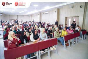 IMG 7193 جامعة مايو تنظم ندوة حول توظيف LinkedIn جامعة مايو تنظم ندوة حول توظيف LinkedIn في بناء المستقبل المهني موقع في الجامعة