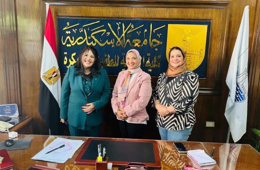 IMG 7271 التربية العسكرية بجامعة العاصمة جامعة الإسكندرية تناقش مخاطر الزيادة السكانية وسبل مواجهتها بكلية التربية للطفولة المبكرة موقع في الجامعة