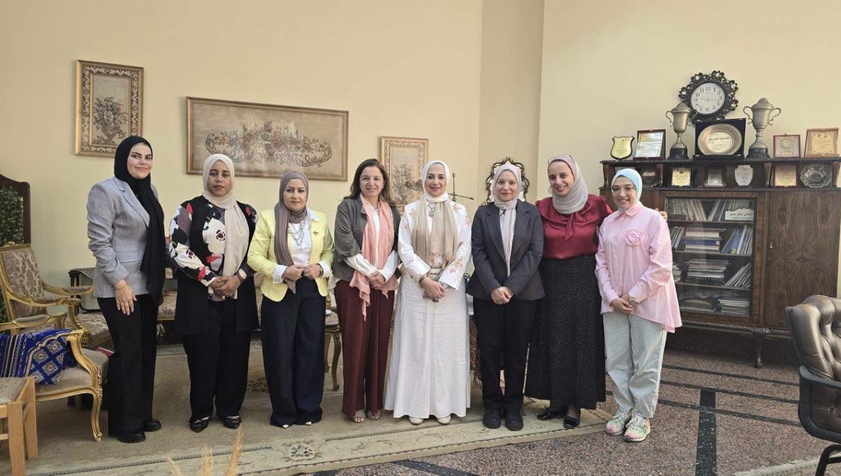 IMG 7426 ندوة بجامعة العاصمة لمناهضة العنف بمشاركة المجلس القومي للمرأة.. ندوة بجامعة العاصمة لمناهضة العنف الإلكتروني موقع في الجامعة