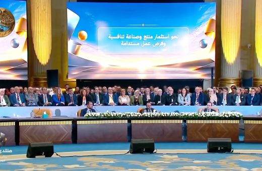 IMG 7462 جامعة عين شمس تستضيف حسين عيسى بدأت عام 2013.. كيف تحولت فكرة مشروع تخرج بهندسة المنيا إلى شركة «سيمبلكس»؟ موقع في الجامعة