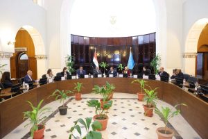 IMG 7752 الأكاديمية العربية الأكاديمية العربية تجدد اتفاقية التعاون العلمي والبحثي مع جامعة الإسكندرية موقع في الجامعة