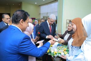 IMG 7794 رئيس جامعة المنوفية يفتتح مؤتمر رئيس جامعة المنوفية يفتتح مؤتمر التربية النوعية.. 30 بحثًا ومحاضرة تناقش الذكاء الاصطناعي وتطوير التعليم موقع في الجامعة
