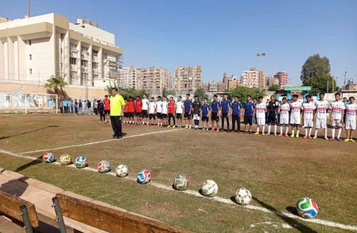 IMG 7843 انطلاق دوري مدارس مصر لكرة القدم انطلاق دوري مدارس مصر لكرة القدم في أسيوط بمشاركة الفرق المدرسية موقع في الجامعة