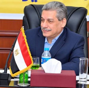 الدكتور أمين لطفي، رئيس جامعة بني سويف الأسبق