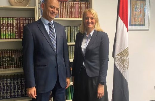 ثقافي مصر ببرلين يبحث برامج مشتركة مع جامعات ساكسونيا