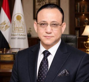 32 عالمًا من جامعة أسيوط ضمن أفضل 2% من العلماء الأكثر تأثيرًا عالميًا في تصنيف ستانفورد 2026 2 32 عالمًا من جامعة أسيوط ضمن أفضل 2% من العلماء
