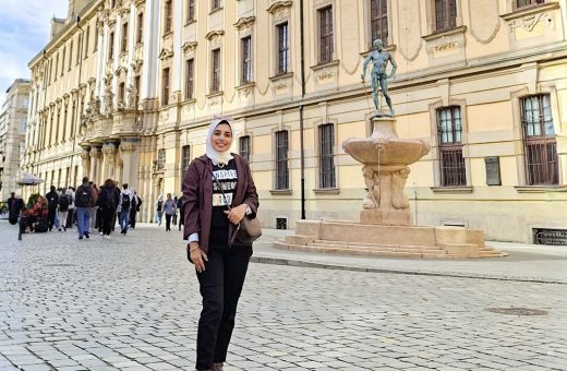 باحثة مصرية تحصل على منحة ممولة بالكامل