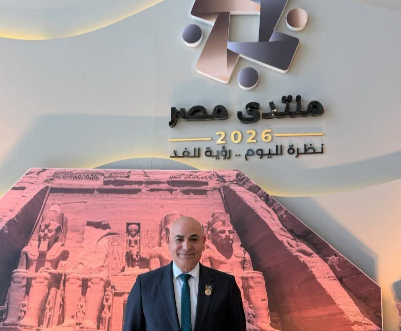 رئيس جامعة مدينة السادات يؤكد أهمية بناء الطاقات 