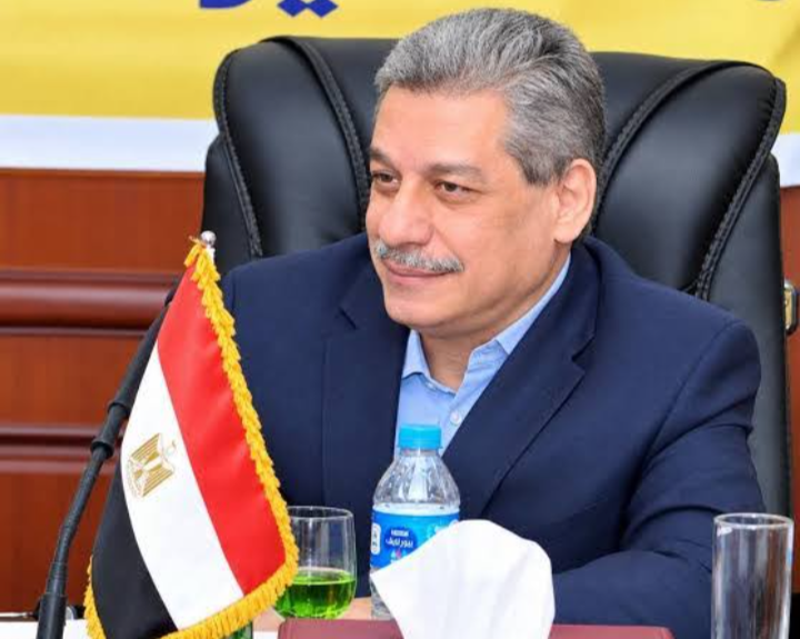 رئيس جامعة بني سويف السابق