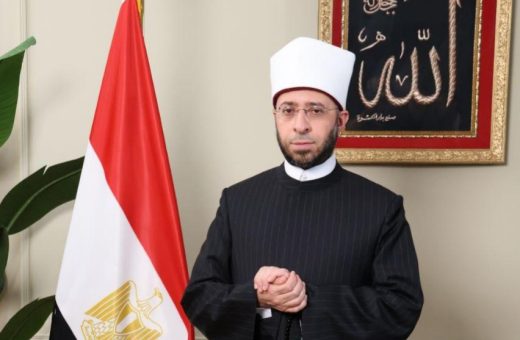 وزير الأوقاف يهنئ ميار الشوربجي بطلة تحدي القراءة العربي 