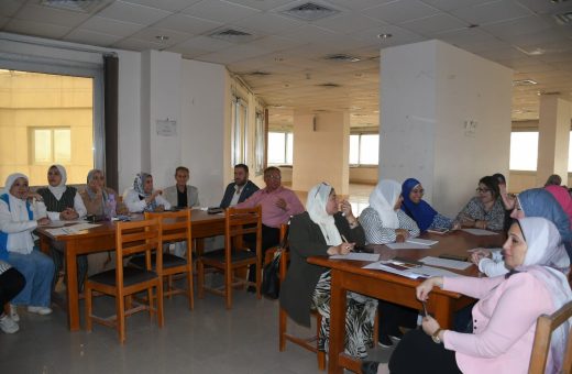 c22a9ac7 b091 4fd1 be34 d8954c085324 جامعة العاصمة تنظم ندوة كيف تتخذ القرار الصحيح؟.. جامعة العاصمة تنظم ندوة لتطوير مهارات العاملين موقع في الجامعة