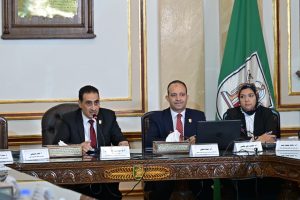 d93522a7 75e6 4b90 b85c fd025d17457a جامعة القاهرة جامعة القاهرة تناقش التحول الاقتصادي والإنتاجية والتنافسية تمهيدًا لمنتدى مصر 2026 موقع في الجامعة