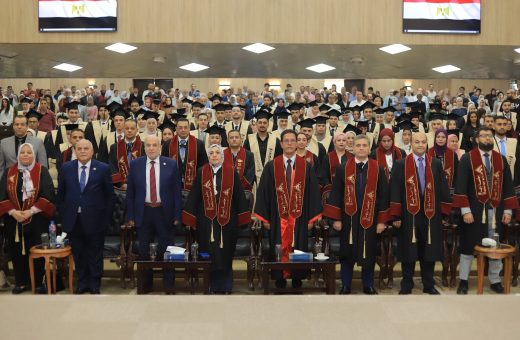 e33502bd dde9 4057 8bed 80a774092d5b نتائج «آرسيف 2026» تخرج أول دفعة من العلاج الطبيعي بجامعة بنها.. والجيزاوي يوجه رسالة للخريجين موقع في الجامعة