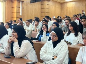 e33ceb46 91a4 4af1 97e2 d003f5b2753a جامعة القاهرة الأهلية «اختيارك يصنع مستقبلك».. جامعة القاهرة الأهلية توعي الطلاب بمخاطر الإدمان موقع في الجامعة